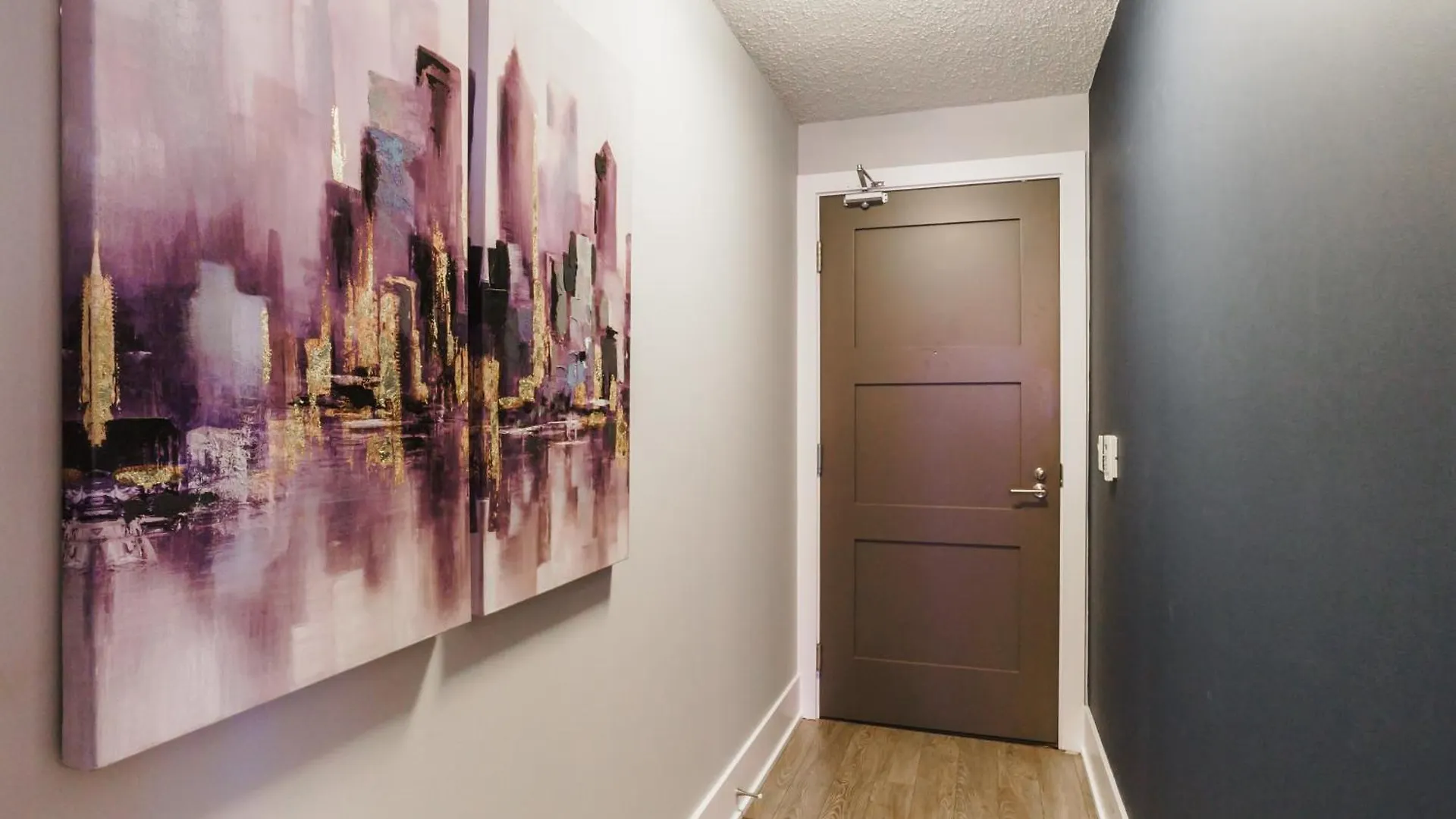 300 Front Suites Toronto