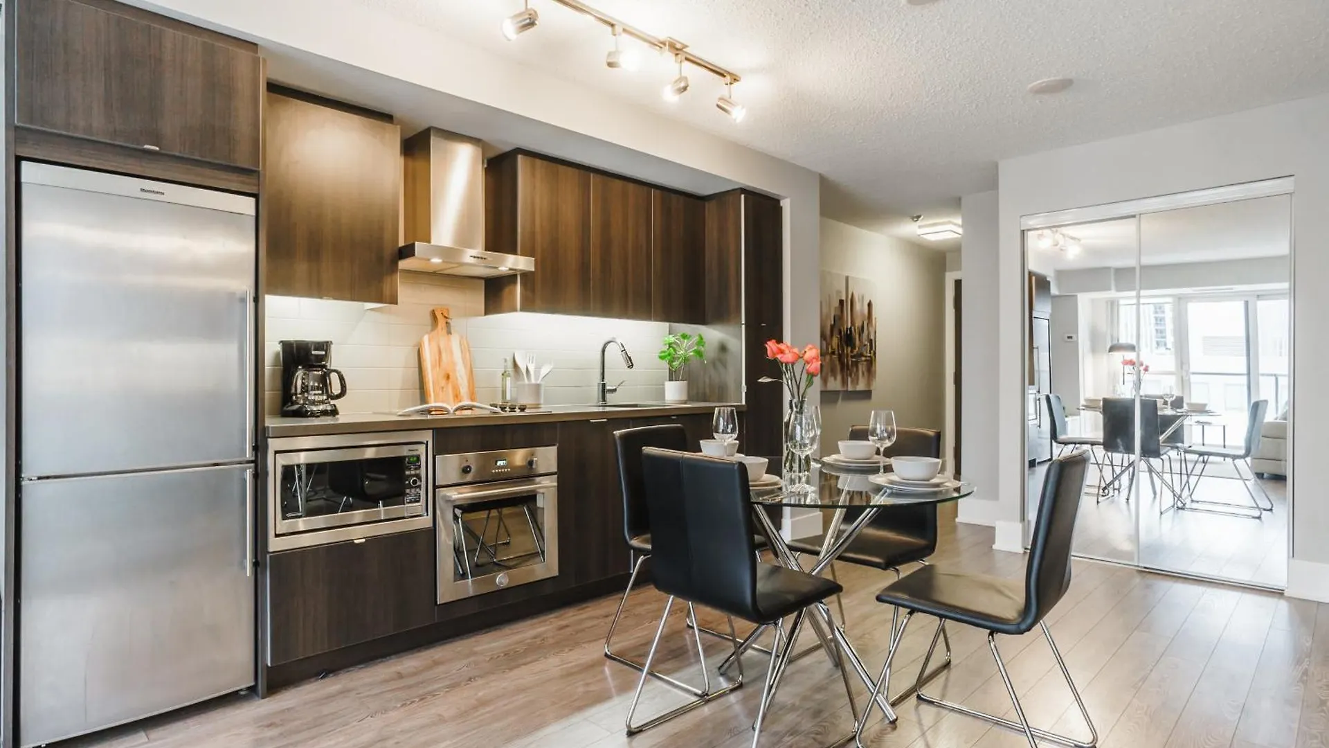 300 Front Suites Toronto Kanada